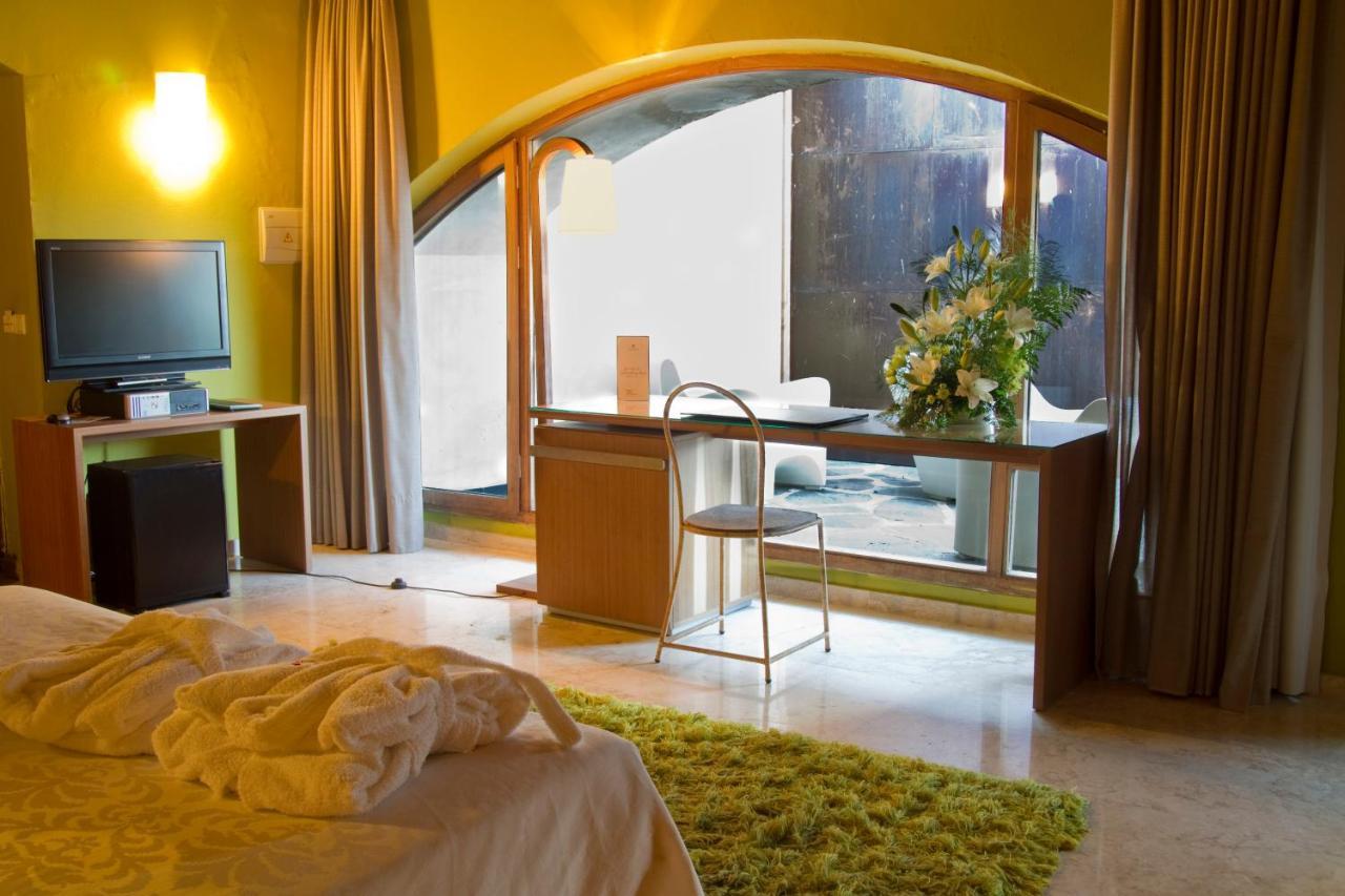 Hotel 4 Estrellas Conventual De Alcantara Экстерьер фото